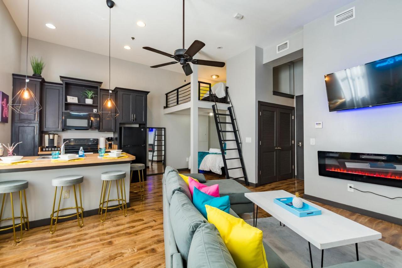 Old West Studio Lofts West 坦帕 外观 照片