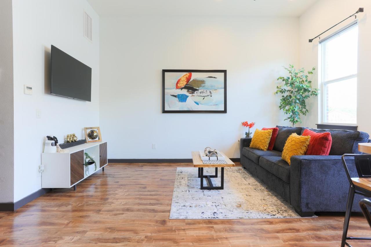 Old West Studio Lofts West 坦帕 外观 照片