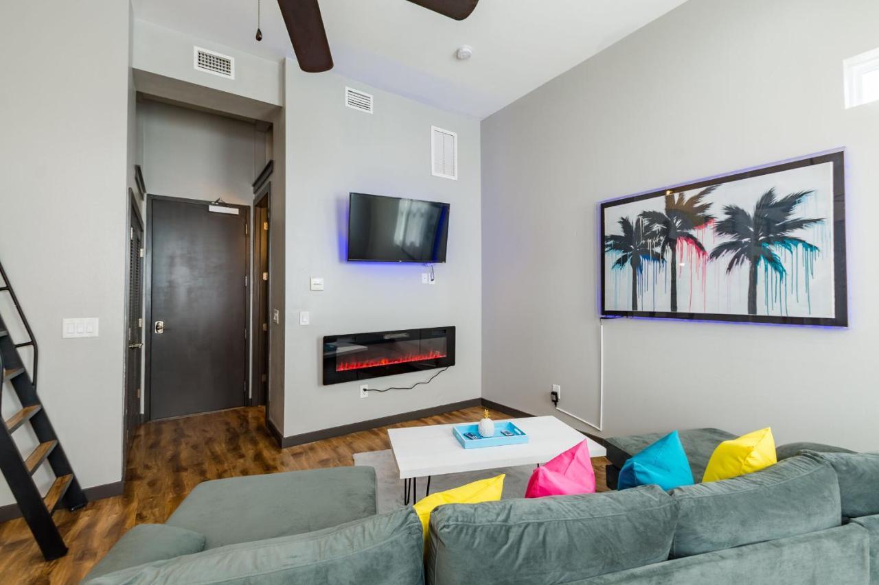 Old West Studio Lofts West 坦帕 外观 照片