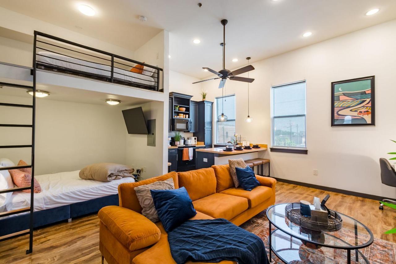 Old West Studio Lofts West 坦帕 外观 照片