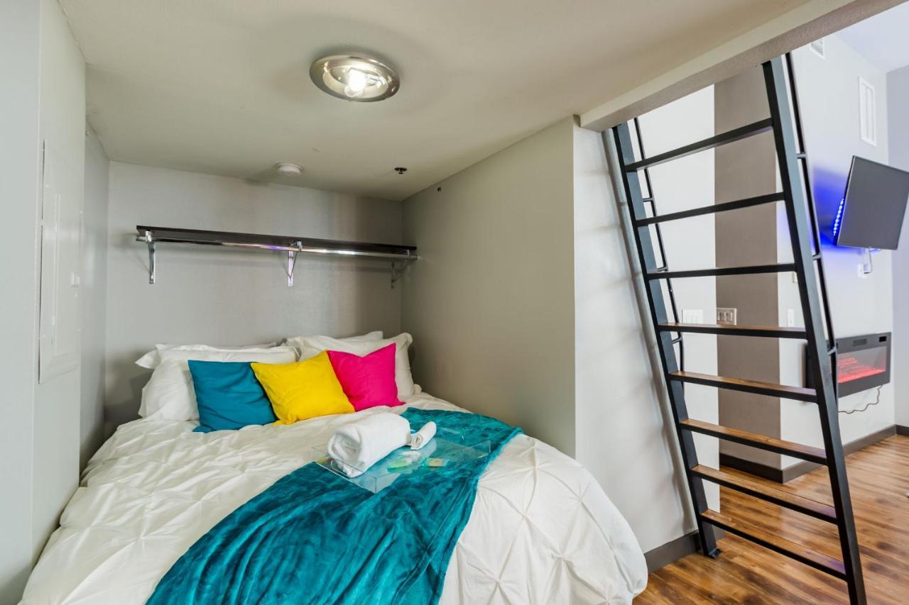 Old West Studio Lofts West 坦帕 外观 照片
